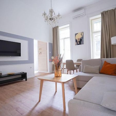 Venus Apartments - Klauzal Ter I Budapeste Exterior foto